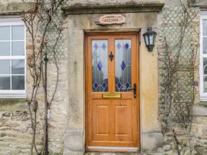 Cottage with garden - Image 2