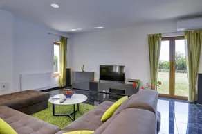 Fully equipped wonderful house with barbecue, terrace & pool - Image 3