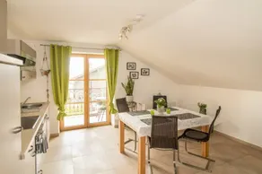 Apartment with garden | Lake view - Image 2