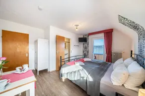 Fully equipped beautiful holiday home with terrace, garden & barbeque | Mountain view | Dogs allowed - Image 4