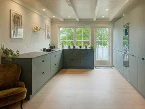 Holiday home with sauna, barbeque & terrace | Sea view | Good for workation - Image 3