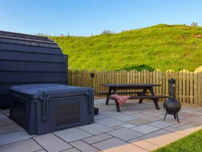 Children-friendly nice cottage with garden & jacuzzi - Image 3
