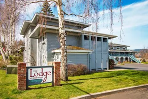 Family-oriented condo | City view - Image 3