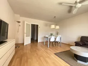 Apartment with terrace, garden & pool - Image 3