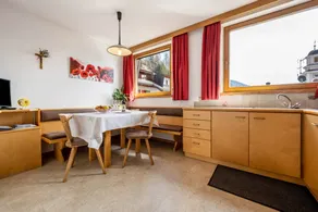 Charmant appartement avec internet haut débit | Vue montagne | Adapté au travail à distance - Image 4