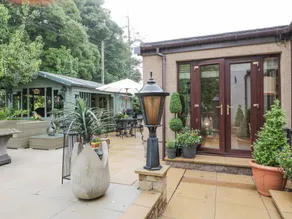 Cottage with garden & barbecue - Image 3