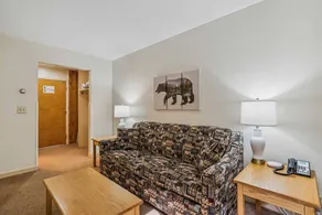 Deluxe svit med ett sovrum ligger på första våningen m / utomhus uppvärmd pool - Image 2