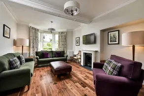 Fully equipped cottage with terrace & garden - Image 2