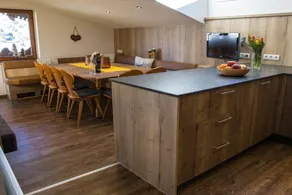 Holiday home with terrace, garden & barbeque - Image 5