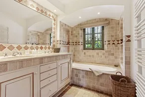Villa with barbecue, terrace & private pool | Sea view - Image 4