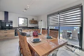 Gite with terrace & garden - Image 4