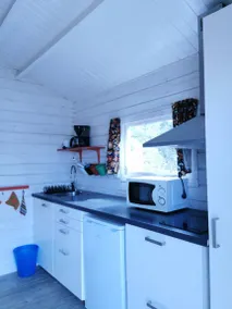 Casa con barbecue e piscina - Image 5