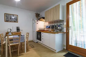 Cottage with terrace, garden & barbeque | Garden view - Image 4