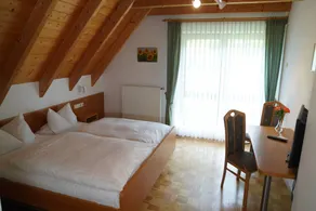 Dedicated room with garden - Image 3