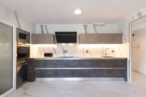 Holiday apartment with terrace - Image 5