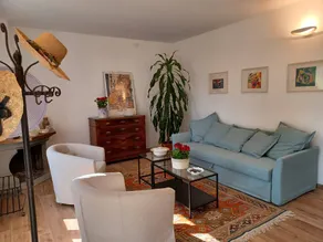 Villa with BBQ & garden - Image 2