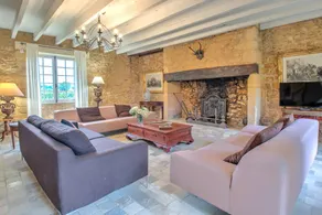 Fully equipped house with pool, barbeque & garden | Perfect for remote work - Image 2