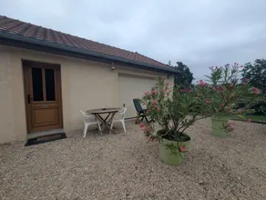 Gite with garden & terrace - Image 4