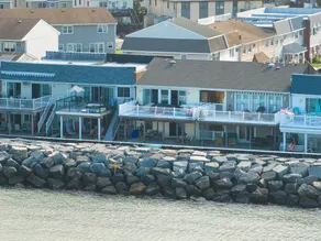 Waterfront North Wildwood Family Retreat - Image 2