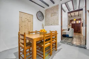 House | City view - Image 5