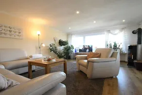 Holiday home with barbecue, jacuzzi & terrace - Image 5