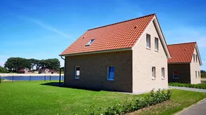 Ferienhaus mit Terrasse, Grill und Pool | Seeblick - Image 5