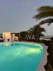 Villa with BBQ, terrace & private pool | Panoramic view - Image 5