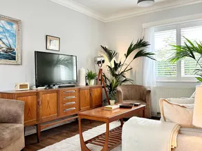 Pleasant cottage with garden | Beach view | Next to the beach - Image 4