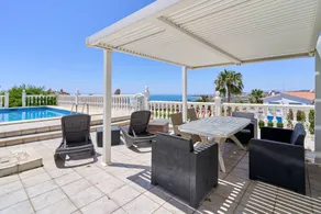 Villa 'Caleta Del Sol' with Sea View, Wi-Fi and Air Conditioning - Image 3