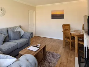 Cottage with garden | River view - Image 4