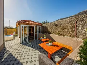 Elegant Holiday Home with Heated Pool, Hot Tub, and Sea Views in Kaštel Stari - Eight Bedroom Holiday Home - Image 2