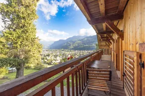 Apartamento vacacional apta para familias con jardín y barbacoa | Vistas a la montaña - Image 2