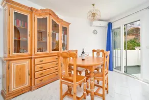 Apartment 'Alina' with Sea View, Wi-Fi and Air Conditioning - Image 4