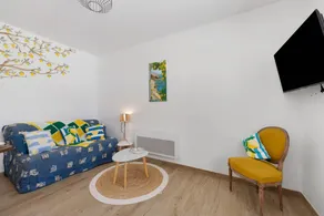 House with garden, terrace & barbeque | Garden view - Image 3