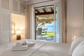 Merveilleuse maison de vacances adaptée aux familles avec barbecue, jacuzzi et sauna | Vue mer | À côté de la plage - Image 3