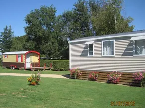 Unique accommodation with heated pool - Image 4