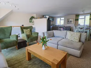 Family-oriented cottage with garden | Dogs allowed - Image 4