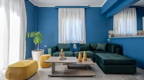 Holiday apartment with private pool, terrace & garden - Image 2