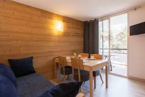 À 150m des pistes de ski, 3ème étage, vue montagne, balcon, télévision, 29m², Serre Chevalier - Image 4