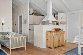 Fully equipped nice house with sauna, terrace & jacuzzi | Beach nearby | Pets are welcome - Image 5