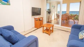 Voll ausgestattete charmante Wohnung mit Pool und Terrasse - Image 4
