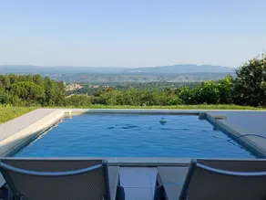 Voll ausgestattetes Ferienhaus mit Terrasse, privatem Pool und Garten | Naturblick | Haustiere sind willkommen - Image 4