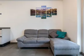 Flat with terrace | Garden view - Image 5