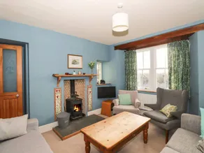 Cottage with garden - Image 2