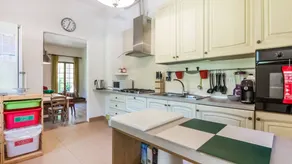 Grande maison entièrement équipée avec terrasse, jardin et barbecue | Avec animaux admis - Image 4