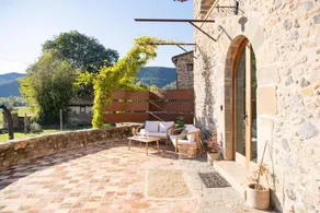 Holiday Home 'El Graner' with Mountain Views, Private Pool and Wi-Fi - Image 4