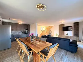 Fully equipped charming villa with terrace, hot tub & private pool - Image 4