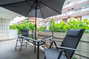 Flat with terrace | City view - Image 2