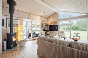 Child-friendly wonderful house with barbecue, jacuzzi & terrace | Pet-friendly - Image 3
