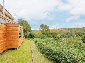 Children-friendly cottage with garden & hot tub | Beach view | Close to the beach | Pet-friendly - Image 3